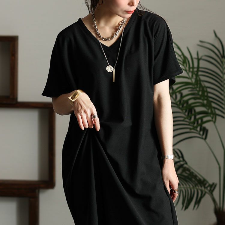 大きいサイズ レディース UV対策＆吸湿速乾Vネックスリット入りワンピース　map-83l