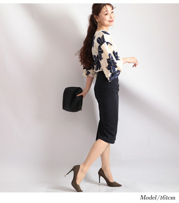 大きいサイズ レディース 百合の花ぽわん袖ブラウス　gold786【メール便可】