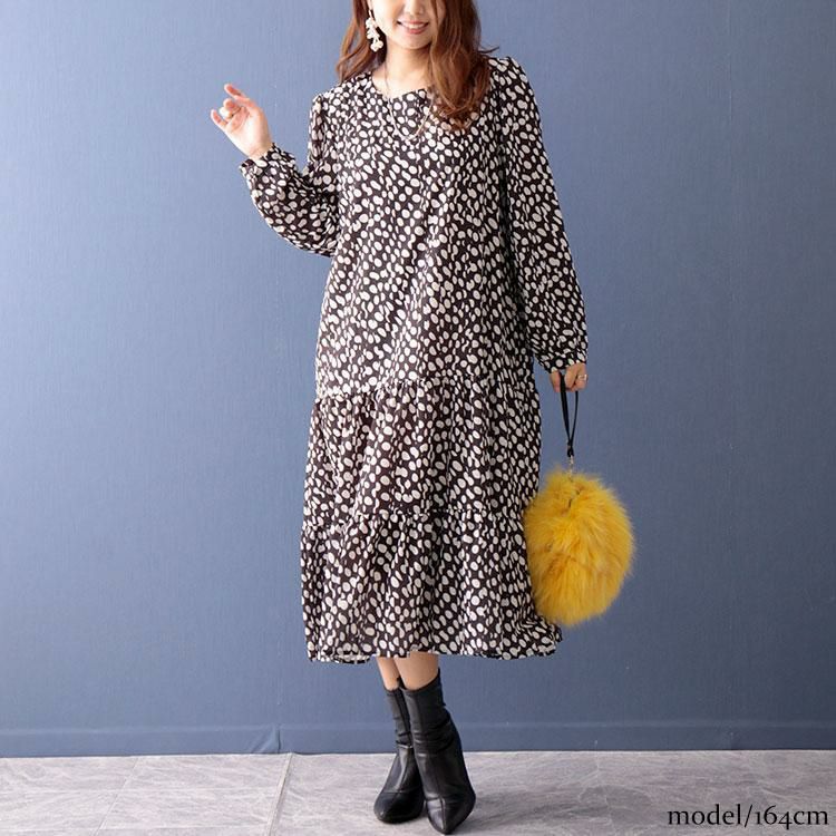 大きいサイズ レディース 変形ドット柄ティアードワンピース　goldy-1106 ブラック