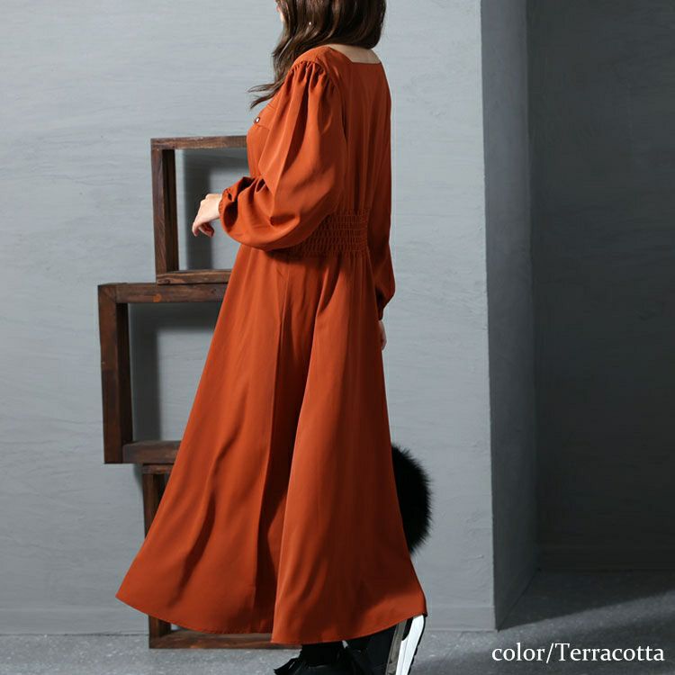 大きいサイズ レディース スクエアネックシャーリングワンピース　fem-299