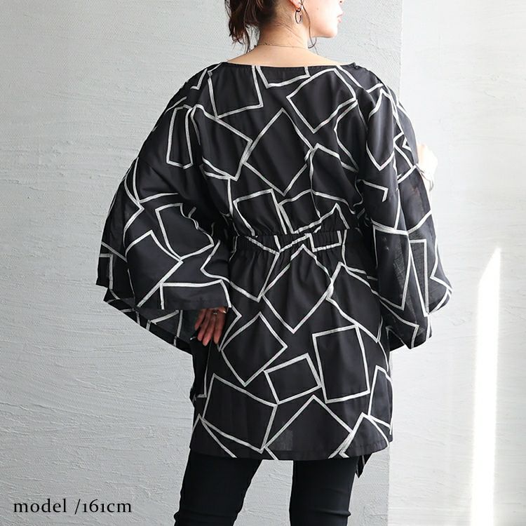 大きいサイズ レディース スクエア柄刺繍チュニック　u2-0077