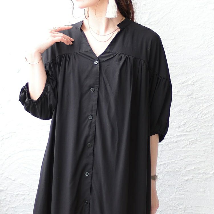 大きいサイズ レディース とろみ布帛キーネックギャザーマキシワンピース　maru-6685