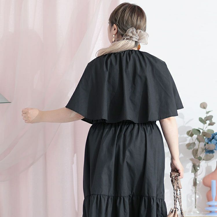 大きいサイズ レディース ケープ付きティアードワンピース　sada-6872