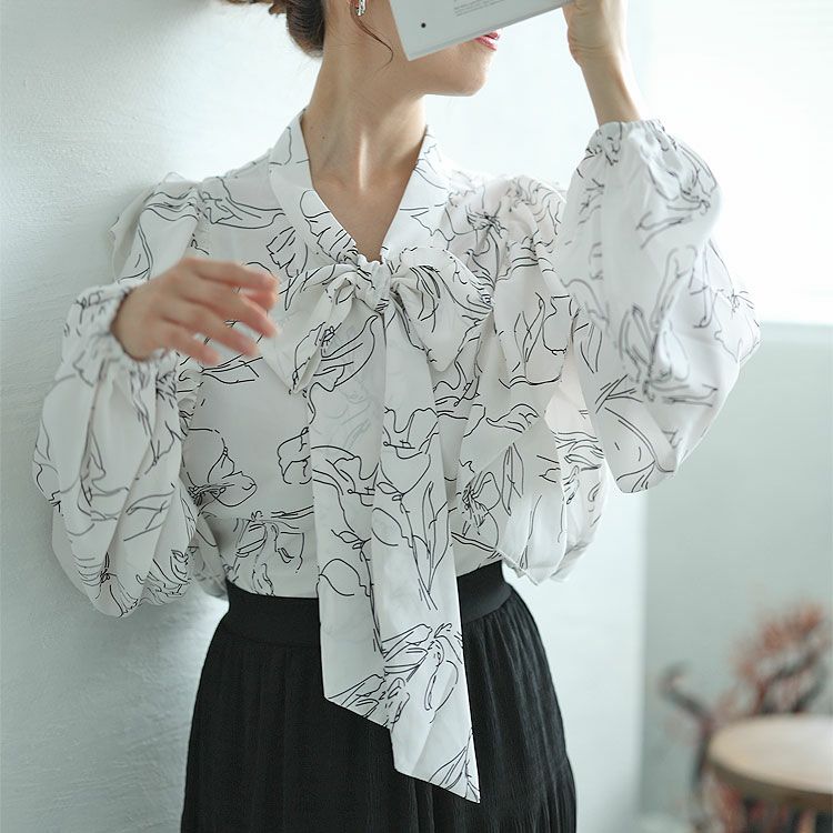 大きいサイズ レディース 花柄フリルボウタイブラウス　fem-386 【ゆうパケット可】