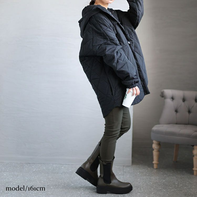 大きいサイズ レディース フード付きナイロンキルトブルゾン　sada-6879