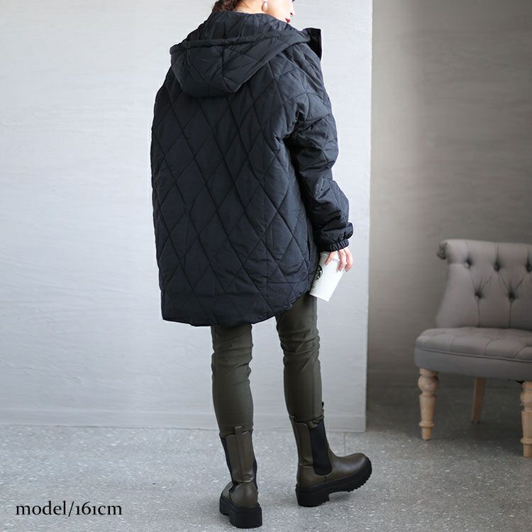 大きいサイズ レディース フード付きナイロンキルトブルゾン　sada-6879