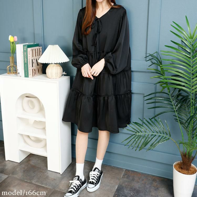 大きいサイズ レディース ボリュームスリーブティアードワンピース　fem-433 ブラック