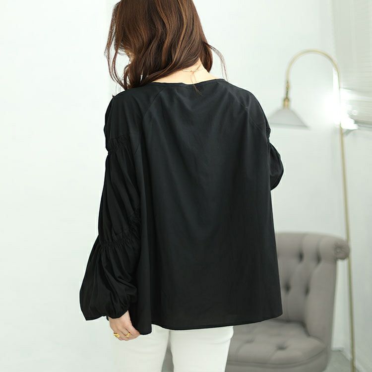 大きいサイズ レディース ボリュームスリーブシャーリングブラウス　fem-432