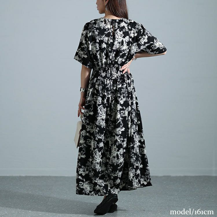 大きいサイズ レディース ドレープネックシャーリングウエスト花柄ワンピース　nw-24006