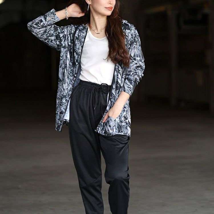 大きいサイズ レディース スモーク柄吸汗速乾ドライ指穴ジップパーカー＆テーパードパンツ2点セット　big-0002