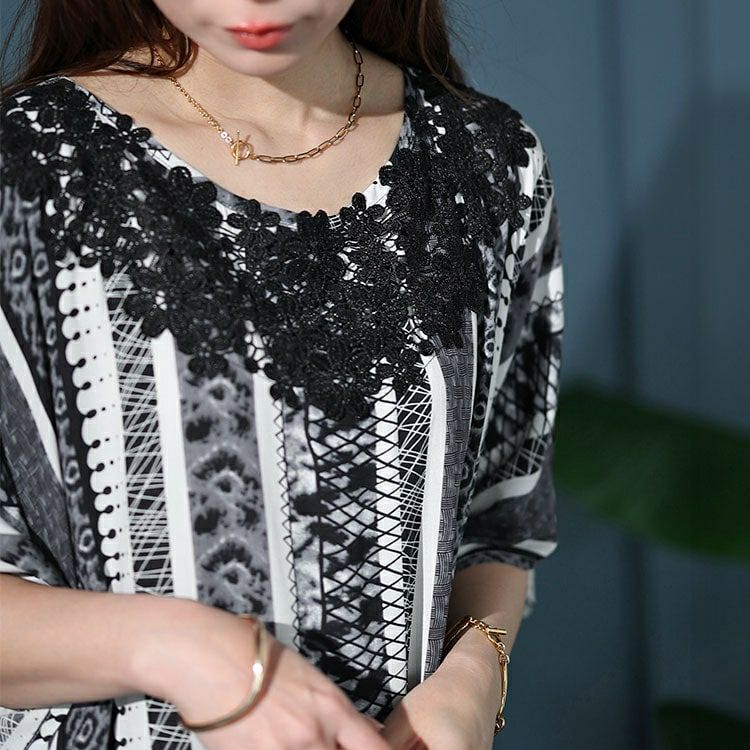 大きいサイズ レディース 胸元レースエスニック柄ドルマンワンピース　kt-7824590