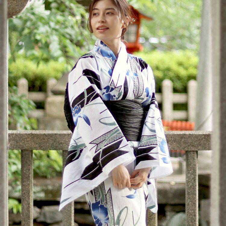 大きいサイズ レディース 矢羽根にあやめ柄上下セパレート浴衣＆結び帯3点セット　yukata-s11s