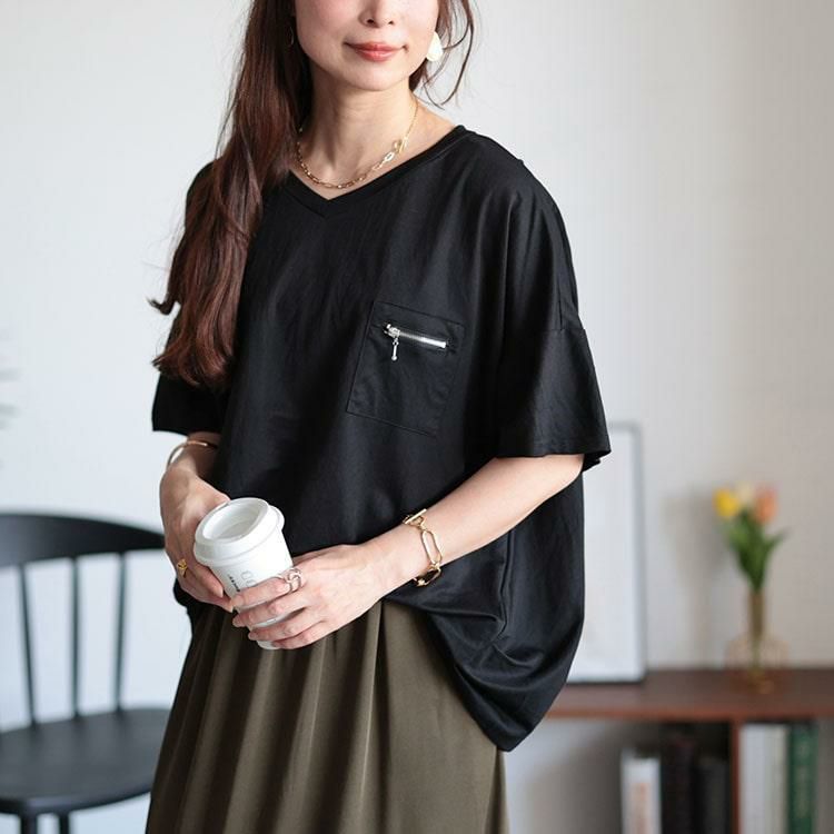 大きいサイズ レディース ひんやりジップポケット裾タックVネックTシャツ　plan-240090 【メール便可】 ブラック