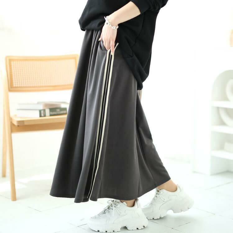 大きいサイズ レディース サイドラインテープフレアスカート　maru-30042 チャコール