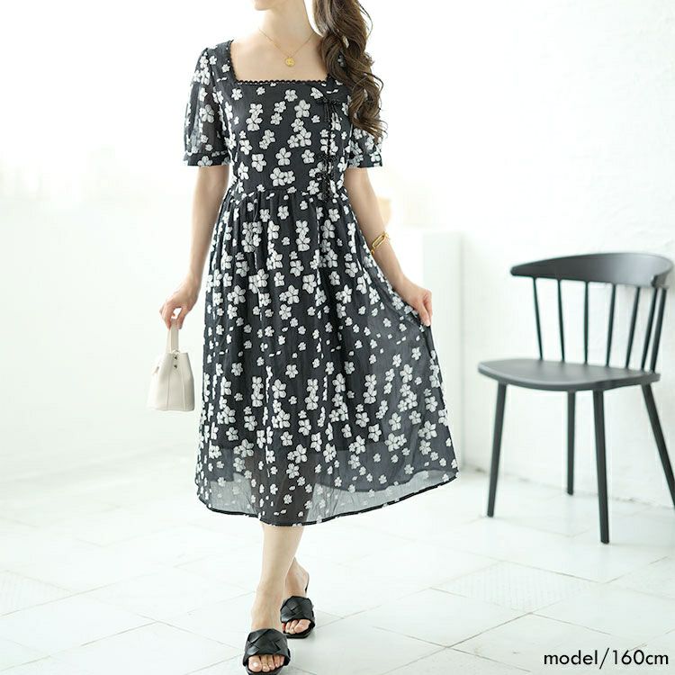 イベントセール】 大きいサイズ レディース スクエアネック花柄ロング