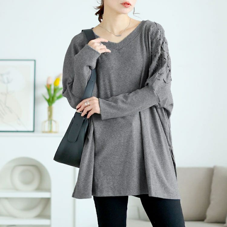 大きいサイズ レディース 肩レースVネックドルマンプルオーバー　jp517