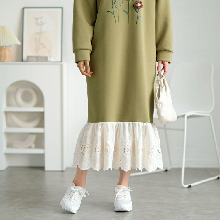 大きいサイズ レディース 裾レースフラワーモチーフスウェットワンピース　goldy-1642