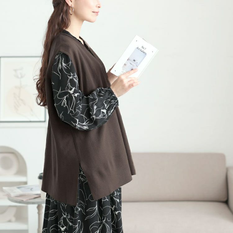 大きいサイズ レディース サイドスリット深Vネックベスト　cpdai-640651