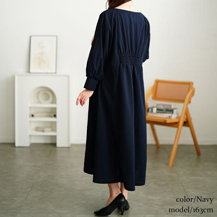 大きいサイズ レディース 胸元タックパール付きフレアワンピース　mncut-152010