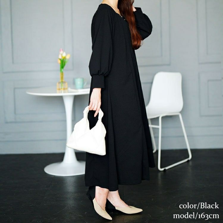 大きいサイズ レディース 胸元タックパール付きフレアワンピース　mncut-152010