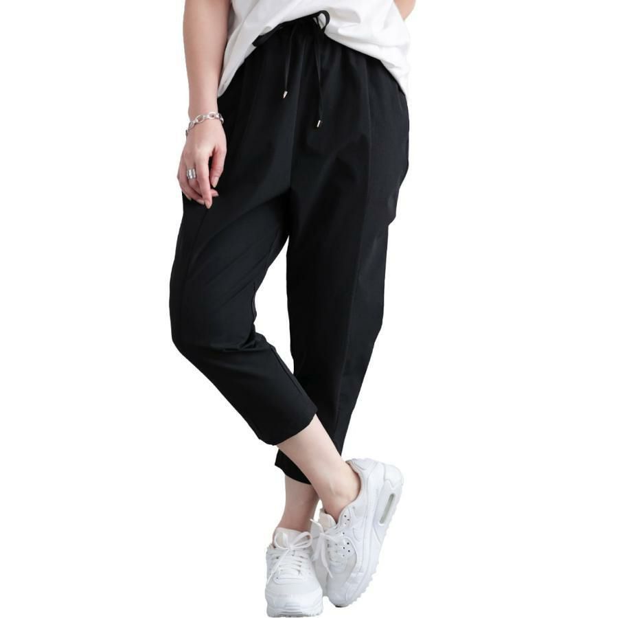 大きいサイズ レディース 軽量ストレッチクロップドテーパードパンツ　maru-30115 【メール便可】 ブラック