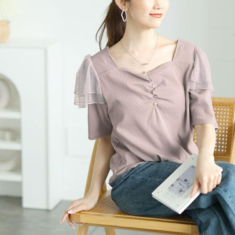 大きいサイズ レディース 肩フリルシャーリングハートネックトップス　zibo-526951 【メール便可】