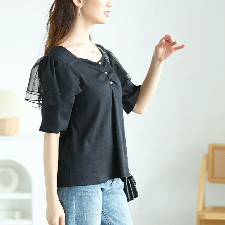 大きいサイズ レディース 肩フリルシャーリングハートネックトップス　zibo-526951 【メール便可】