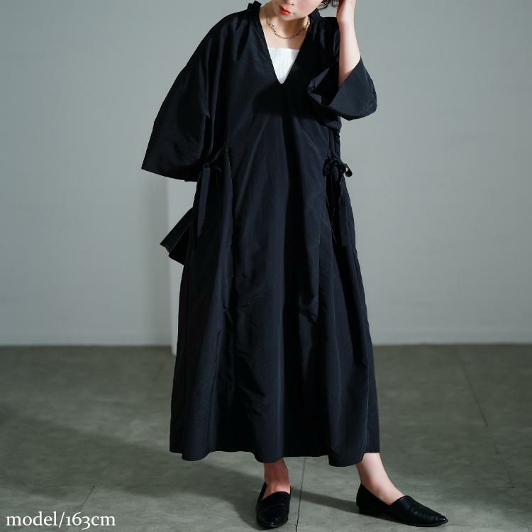 大きいサイズ レディース フリル襟サイドリボンナイロンワンピース　nw-25014【メール便可】 ブラック