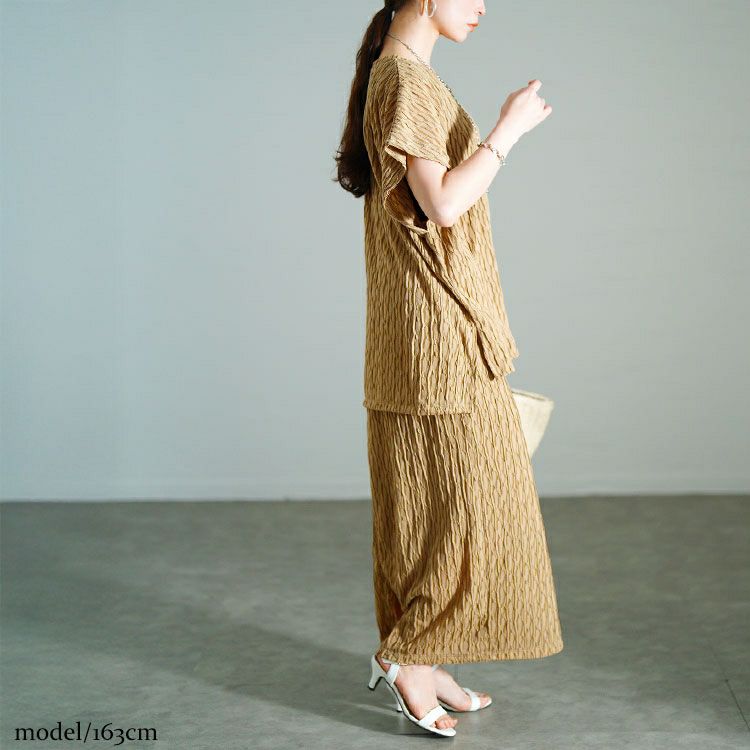 大きいサイズ レディース ふくれジャガードVネックトップス＆ナロースカートセット　mncut-152331