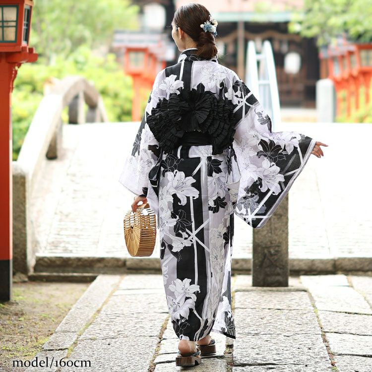 大きいサイズ レディース 【シアー浴衣】浴衣4点セット 百合柄 上下セパレート浴衣＆結び帯＆インナー（4点）　yukata-s17s