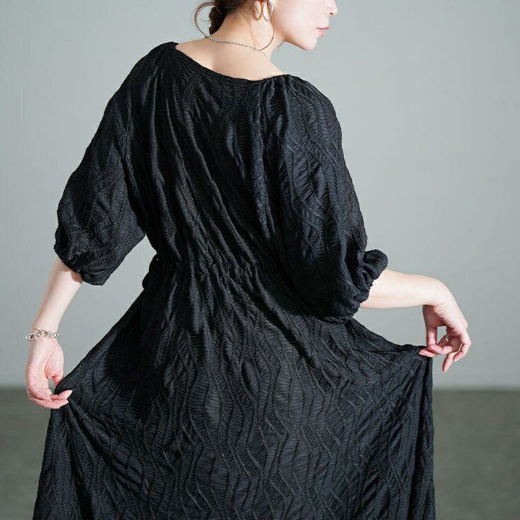 大きいサイズ レディース ウェーブ柄ジャガードドロストワンピース　maru-30160