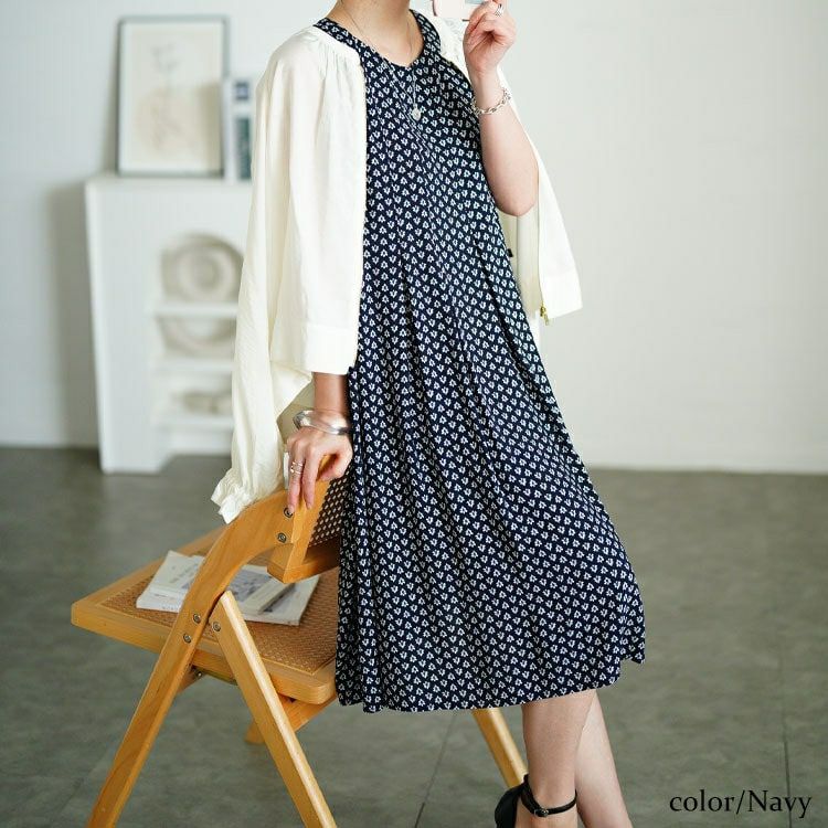 大きいサイズ レディース 接触冷感花柄タックノースリーブワンピース　cpdai-640830 【メール便可】