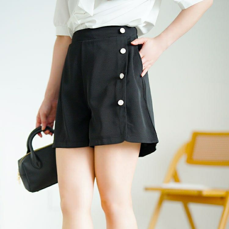 大きいサイズ レディース フェイクボタンショートパンツ　goldy-1711【メール便可】