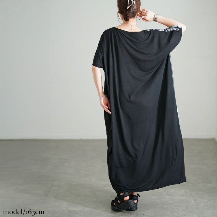 大きいサイズ レディース 幾何学柄アシメ切り替えワンピース　jp542 【メール便可】