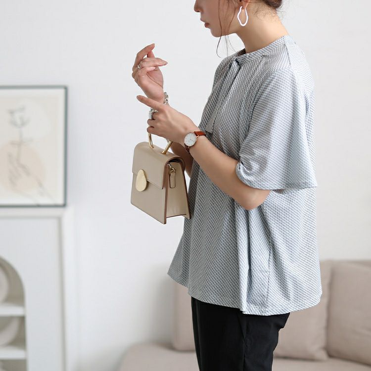 大きいサイズ レディース 接触冷感ダイヤ柄ボウタイストレッチブラウス　mncut-152471 【メール便可】