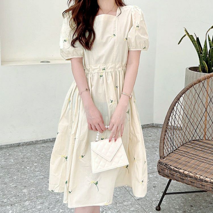 大きいサイズ レディース プチフラワー刺繍ミディ丈ワンピース　goldy-1715【メール便可】