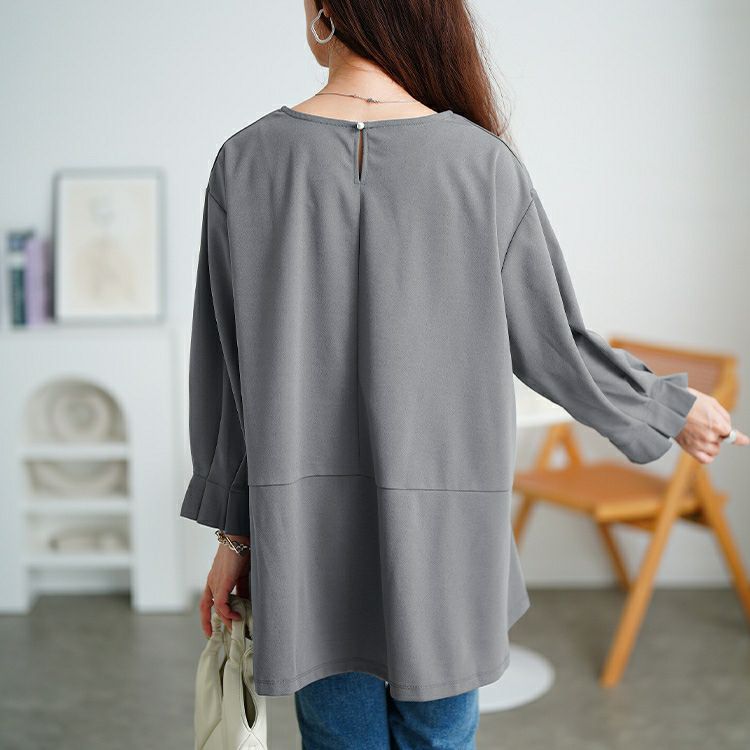 大きいサイズ レディース 袖口タックパールボタンフレアチュニック