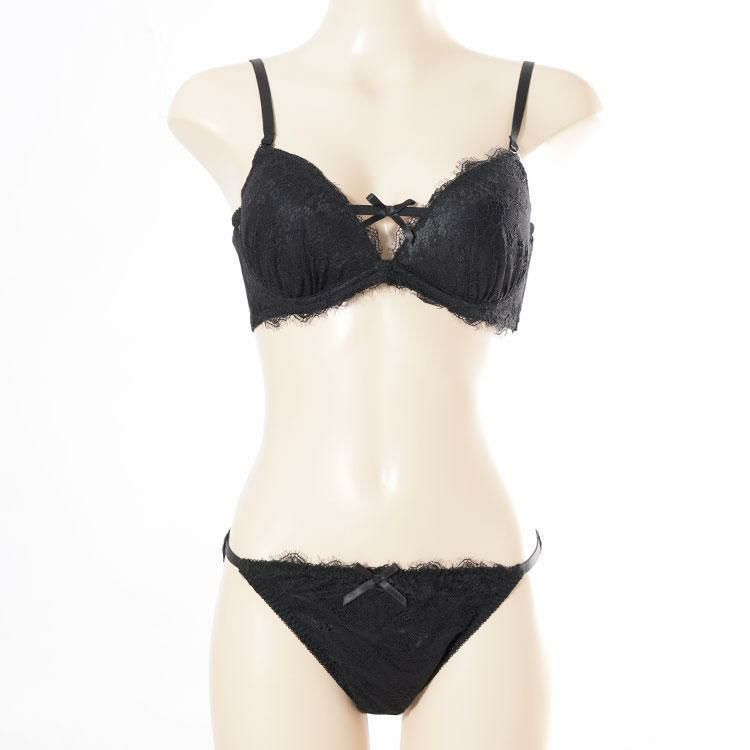 大きいサイズ レディース 谷間リボンノンワイヤーブラ＆ショーツ2点セット　nima-nj2183 ブラック