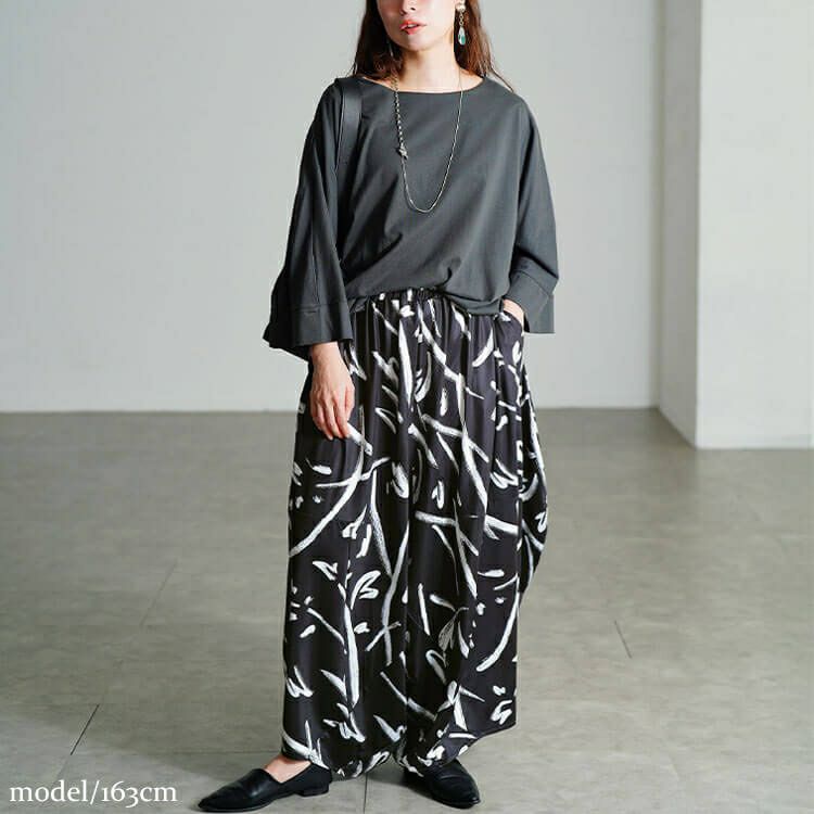 大きいサイズ レディース ペイント柄変形ワイドパンツ　sw-0820