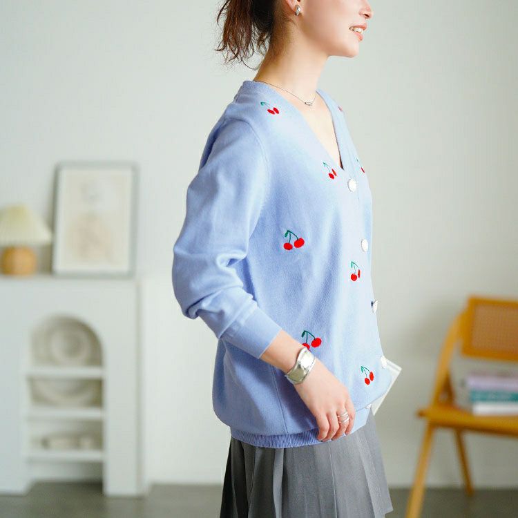 大きいサイズ レディース さくらんぼ柄Vネックニットカーディガン　goldy-1753