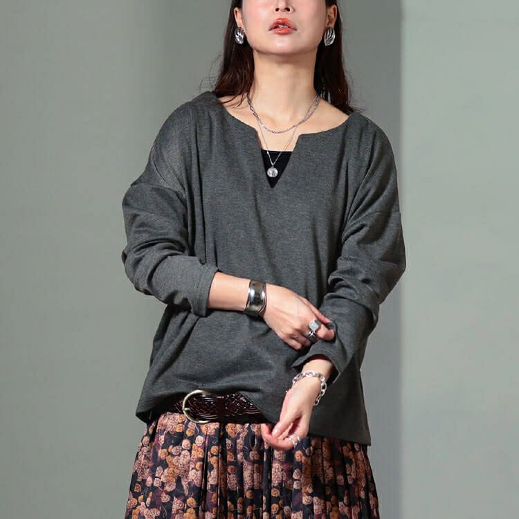 大きいサイズ レディース 深キーネックワイドプルオーバー　sum-0031