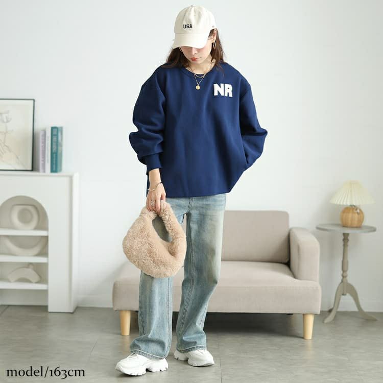 大きいサイズ レディース サガラ刺繍ロゴワッペンボリューム袖ニット　sum-0035