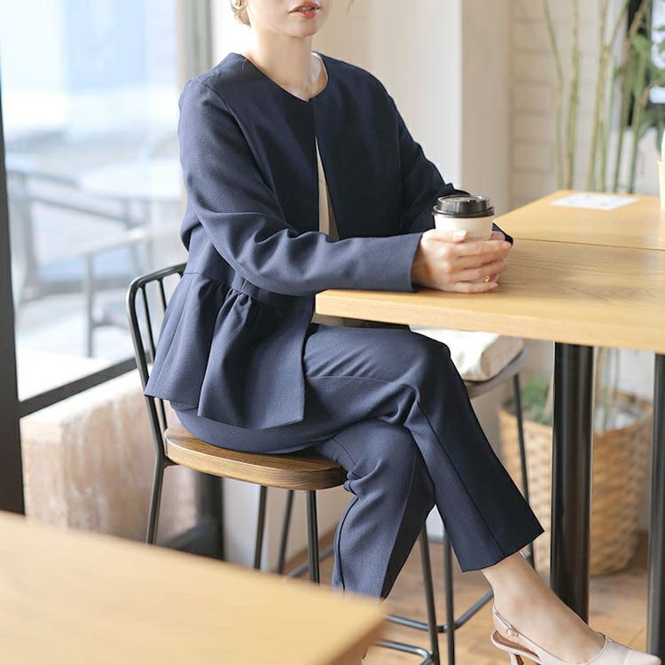 大きいサイズ レディース ペプラムジャケット＆テーパードパンツ＆ネックレス付きブラウス3点セット