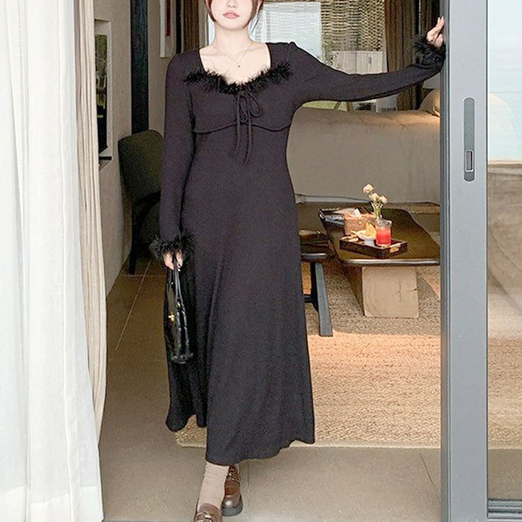 大きいサイズ レディース ハートネック＆ファー付きリブニットロングワンピース