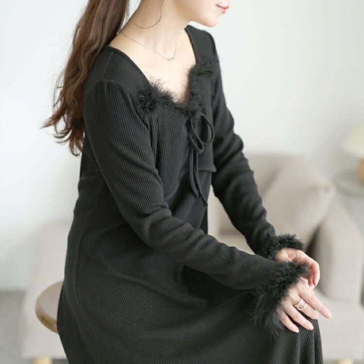 大きいサイズ レディース ハートネック＆ファー付きリブニットロングワンピース