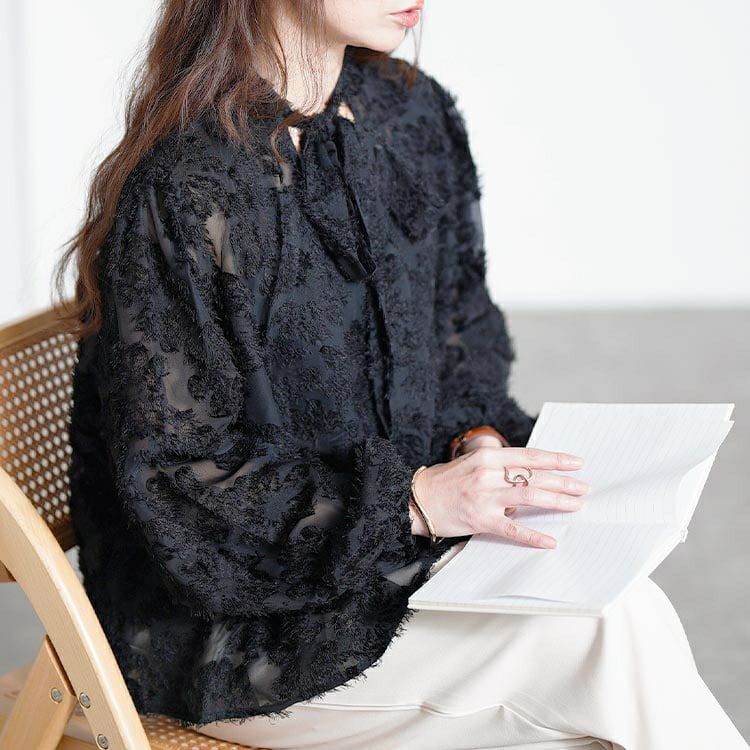 大きいサイズ レディース ボウタイ付きシアージャガードブラウス