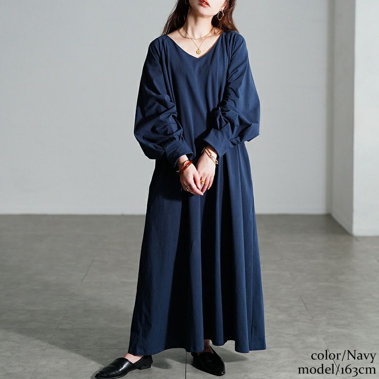 大きいサイズ レディース Vネックボリューム袖フレアワンピース