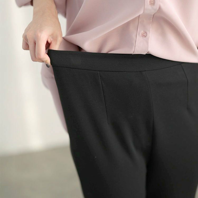 大きいサイズ レディース 美脚見えストレッチセミフレアパンツ