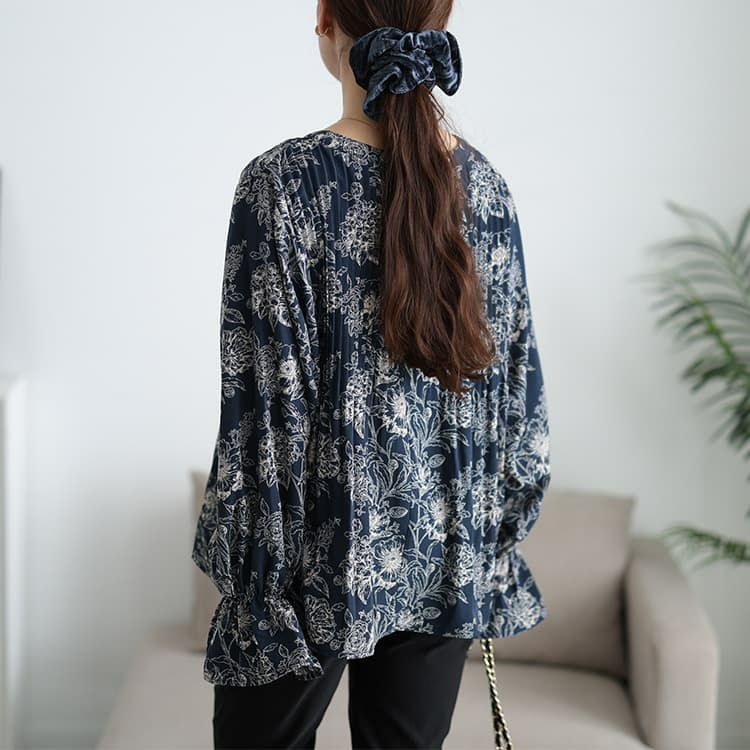 大きいサイズ レディース 花柄消しプリーツキャンディスリーブブラウス