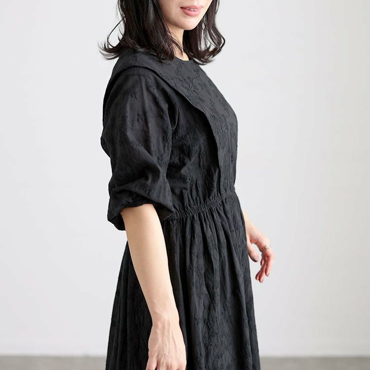 大きいサイズ レディース 花刺繍ショルダータックワンピース